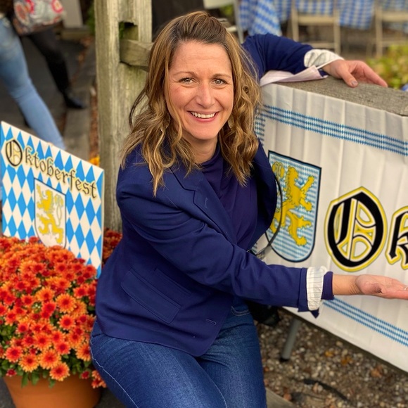 Meet your Posher, Suy - Picture 1 of 1